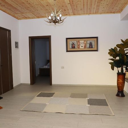 Georgemishel Guest House Berat Ngoại thất bức ảnh