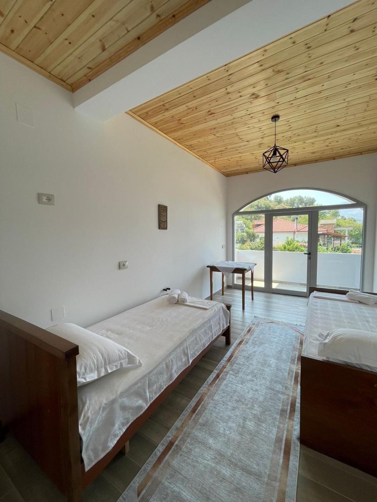 Georgemishel Guest House Berat Ngoại thất bức ảnh