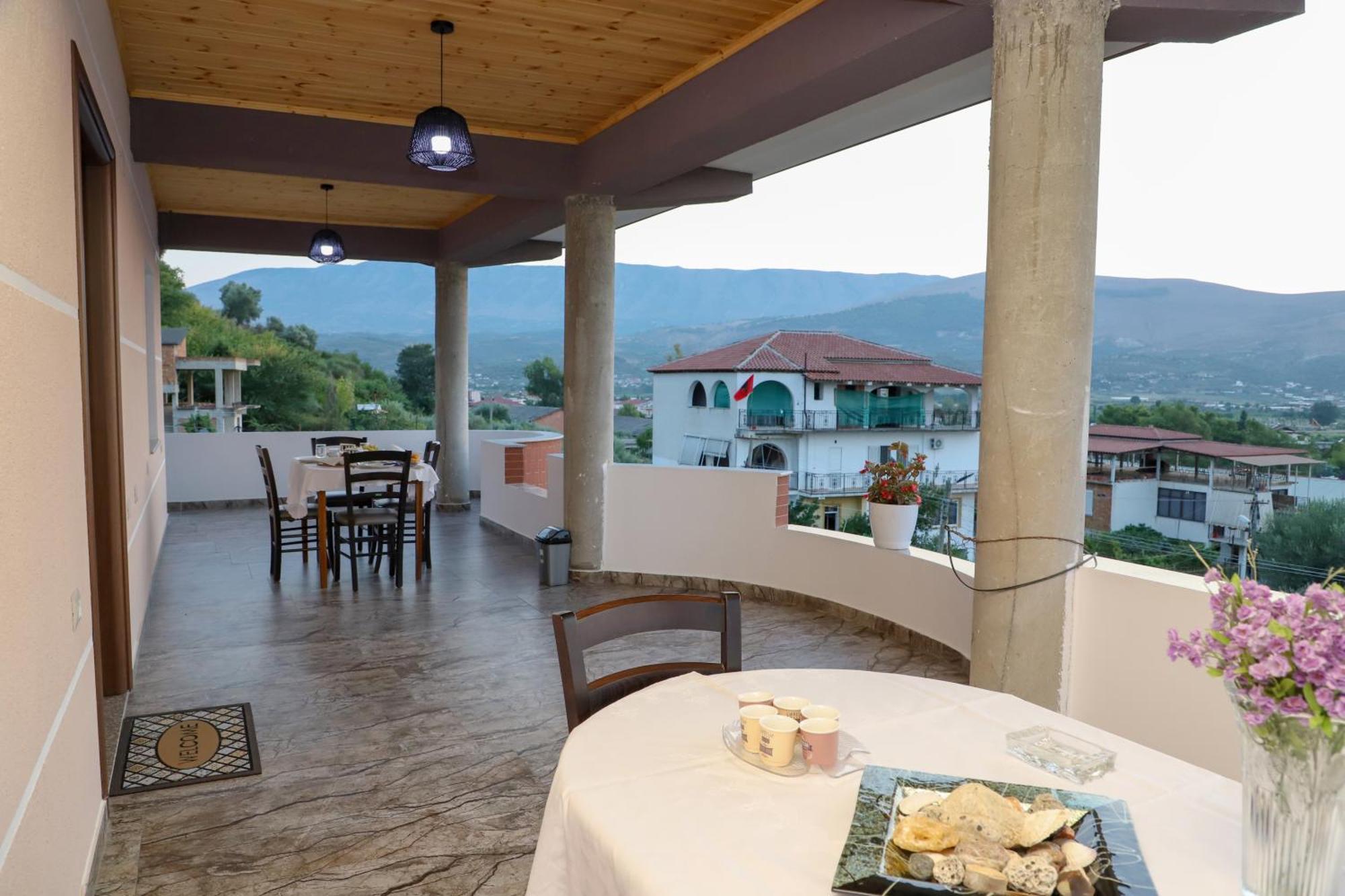 Georgemishel Guest House Berat Ngoại thất bức ảnh