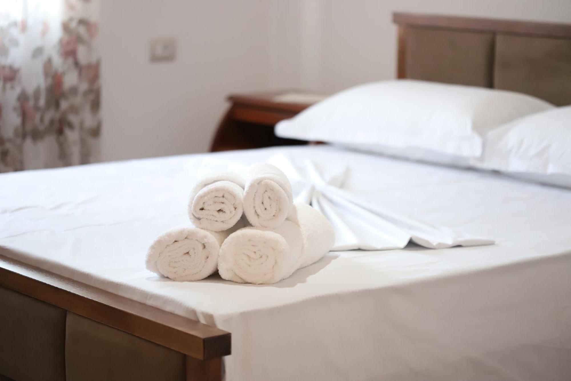 Georgemishel Guest House Berat Ngoại thất bức ảnh