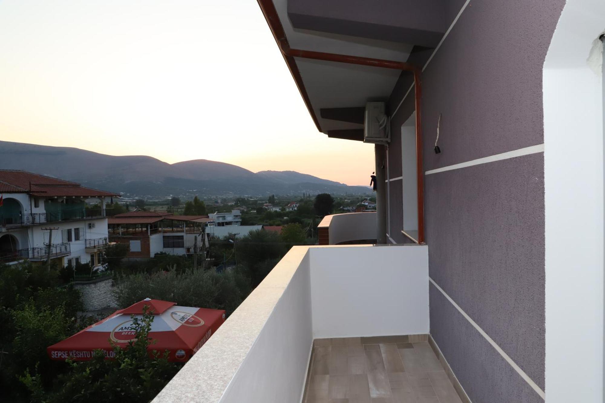 Georgemishel Guest House Berat Ngoại thất bức ảnh