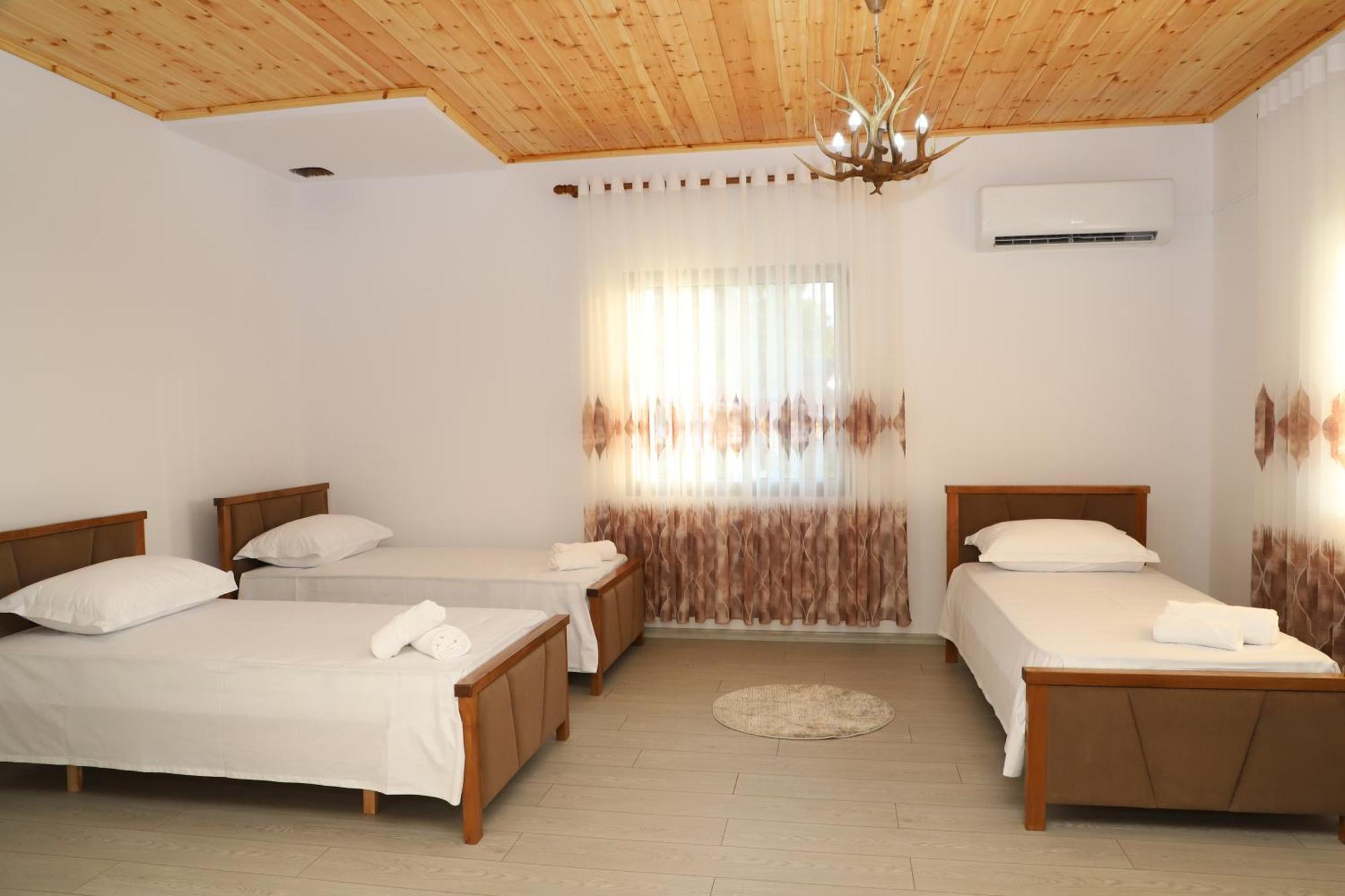 Georgemishel Guest House Berat Ngoại thất bức ảnh