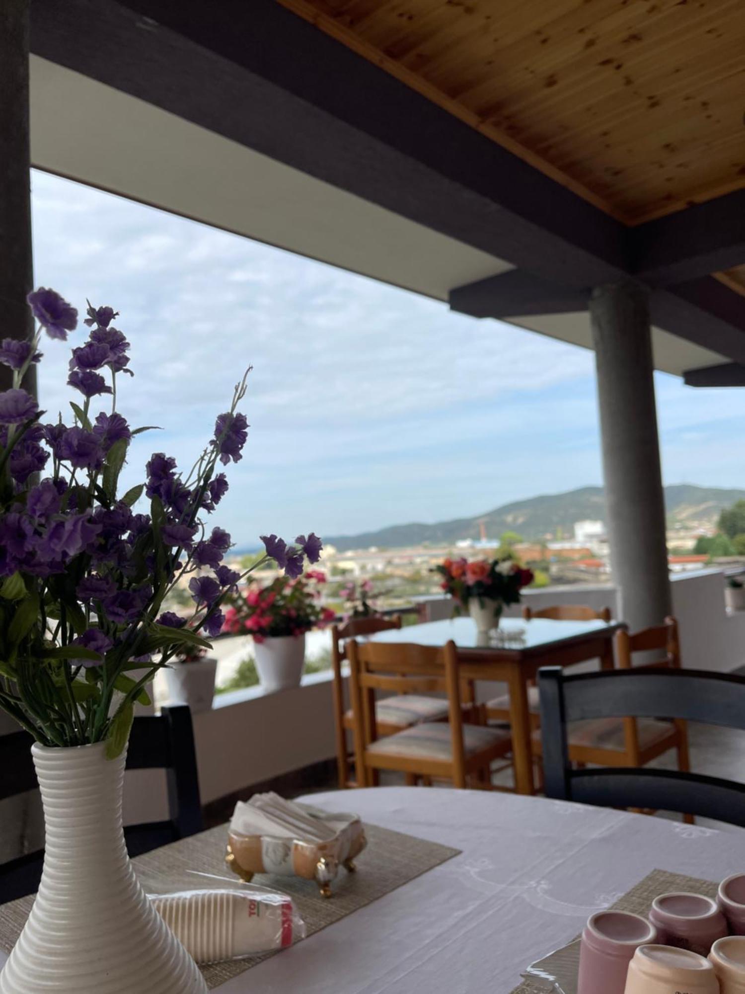 Georgemishel Guest House Berat Ngoại thất bức ảnh
